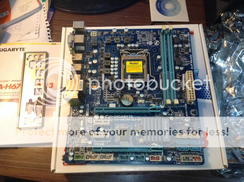 Bán mainboard GIGA H67M-D2-B3 mua tại Tân Doanh (còn BH 11-2014) giá tốt có hình thật