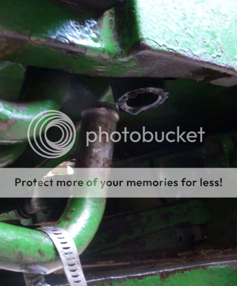 Problem Reattaching Hydraulic Line to Hose on JD 2130 John Deere